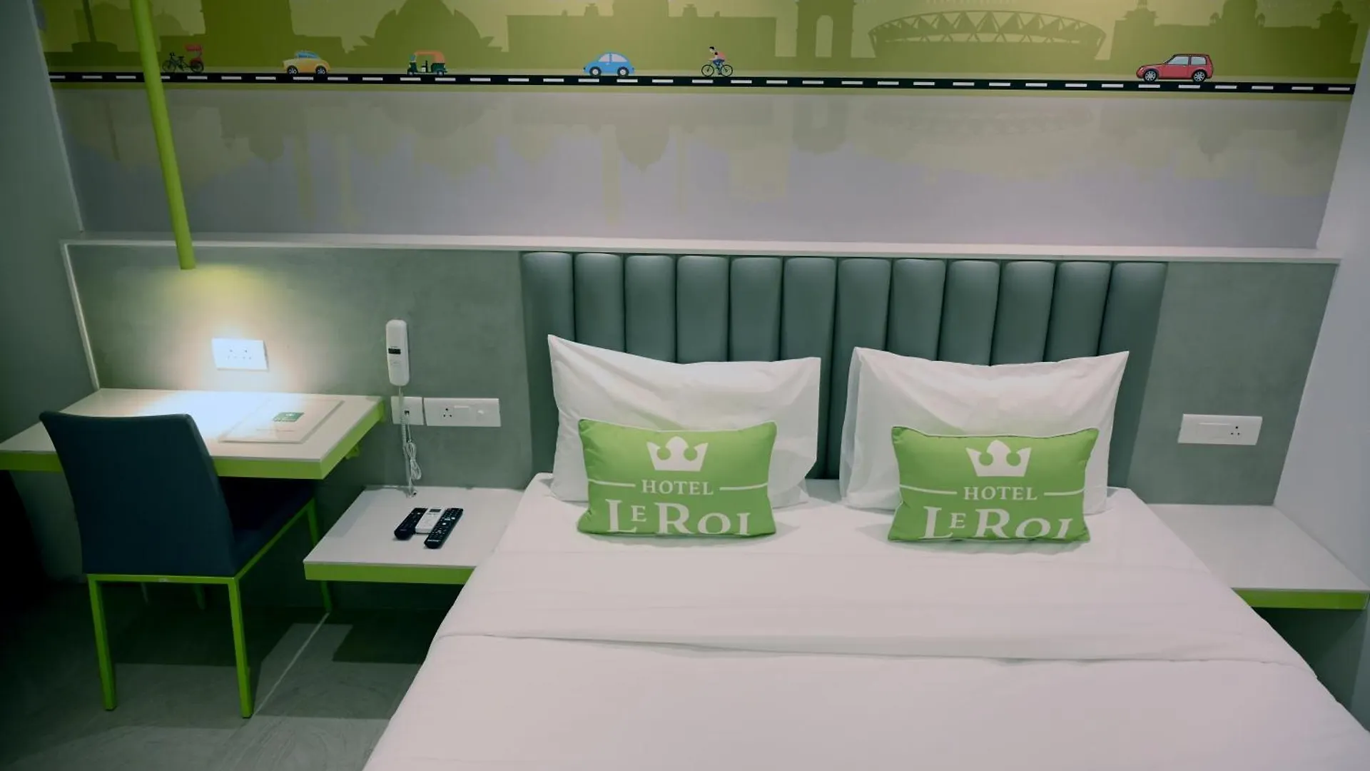 Hotel Le Roi Express Karol Bagh Delhi