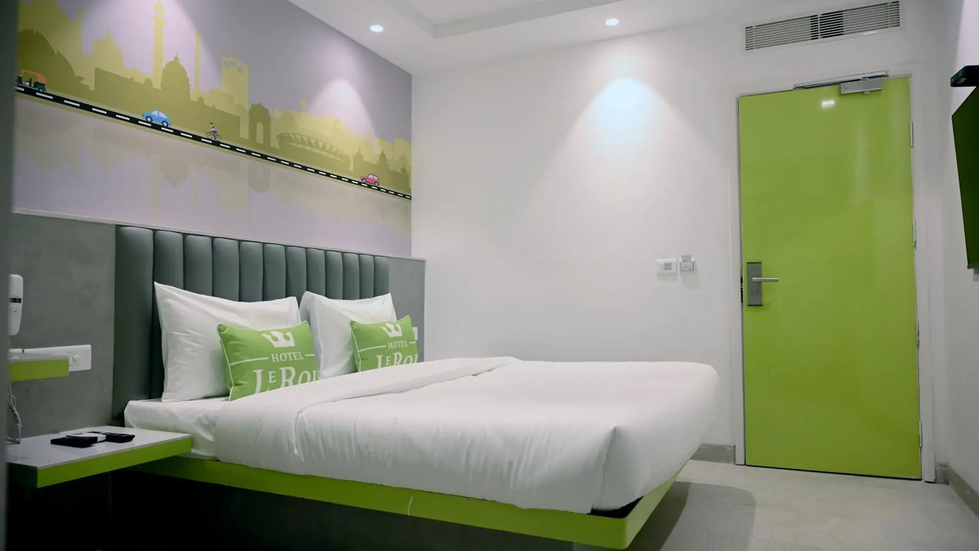 Hotel Le Roi Express Karol Bagh Delhi