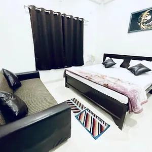 Guest house Majestic